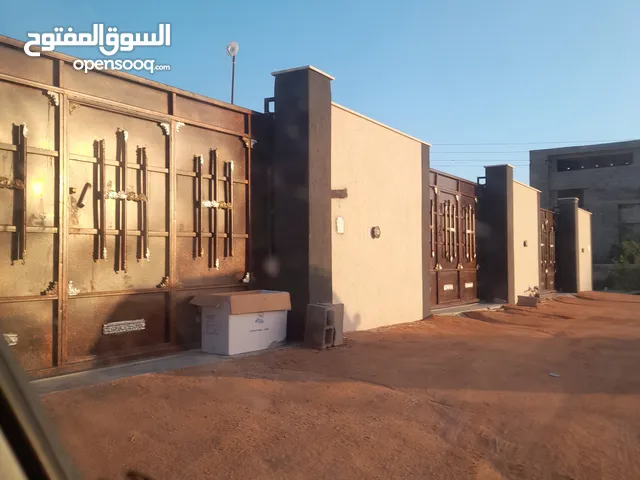 128 m2 Studio Townhouse for Rent in Misrata Tamina