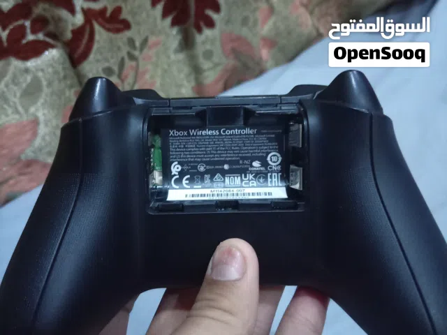 يده إكس بوكس سيرس اكس اصير على الاكس بوكس سيريس إس