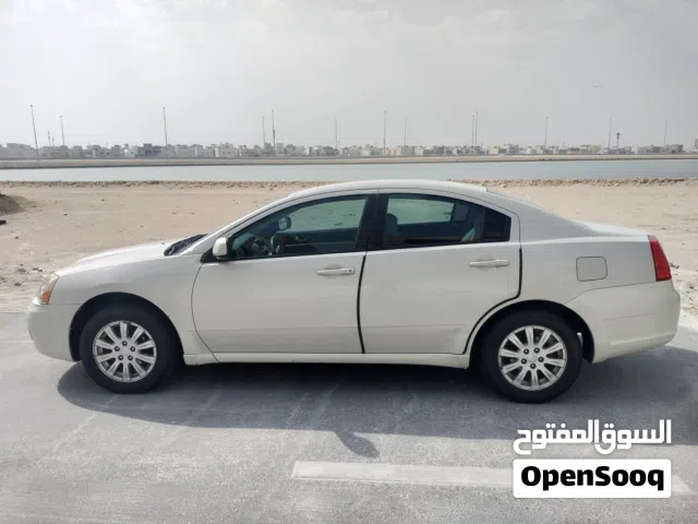 2008 Mitsubishi Galant Standard