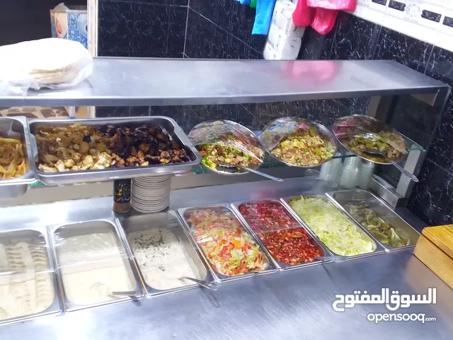 مطلوب ممول شريك لمشروع باذن الله تعالى ناجح مطعم حمص وفول وفلافل وسنكات...