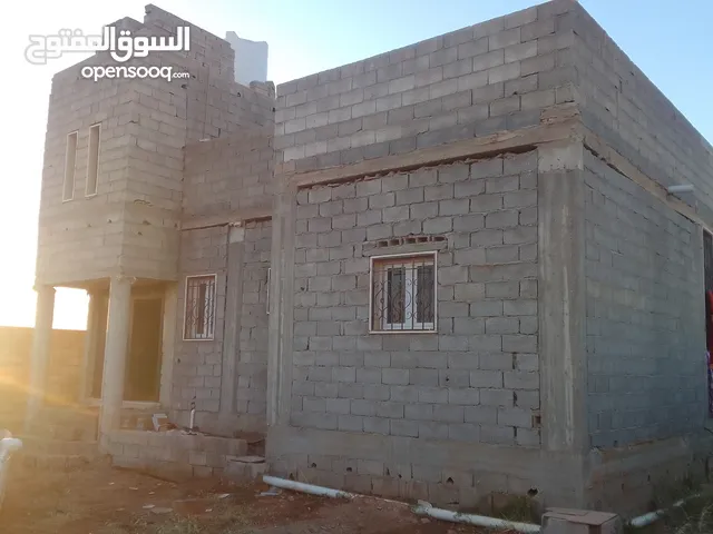 170m2 3 Bedrooms Townhouse for Sale in Benghazi Al-Faqa'at