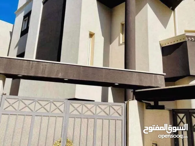 270 m2 More than 6 bedrooms Apartments for Rent in Tripoli Zanatah