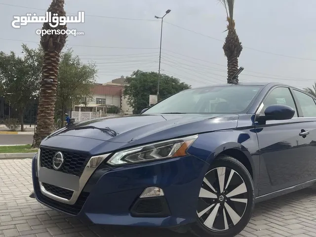 نيسان التيما22 SR جديده جدا