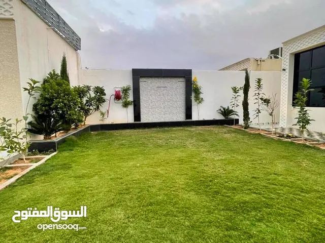 2 Bedrooms Chalet for Rent in Hail Al Khuzama