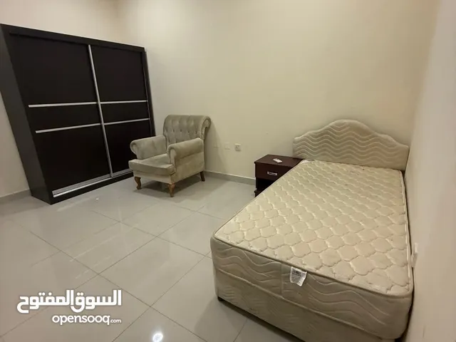 Room rent offer..10+ room available.. executive bachelors..