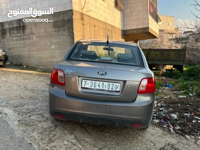 كيا ريو 2011