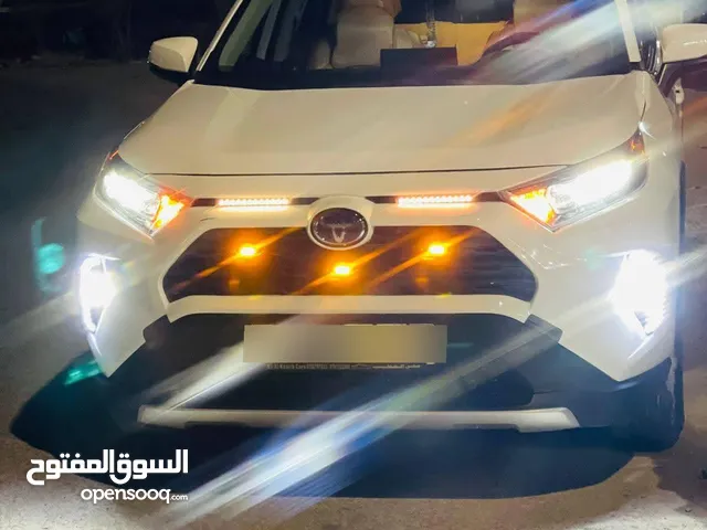Toyota RAV4_LE/AWD 2022