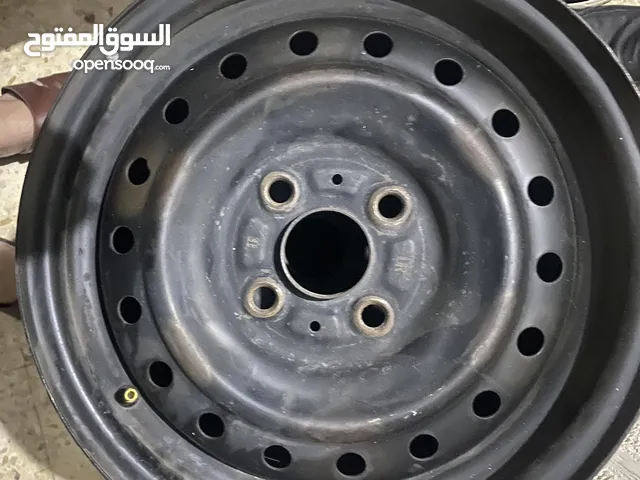 جنط حديد 14 براغي قريب حبتين فقط