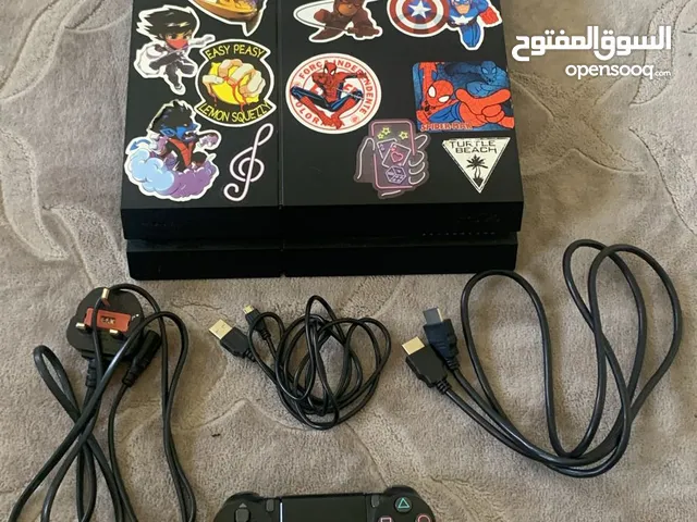 بلايستيشن 4 ( 500 GB)