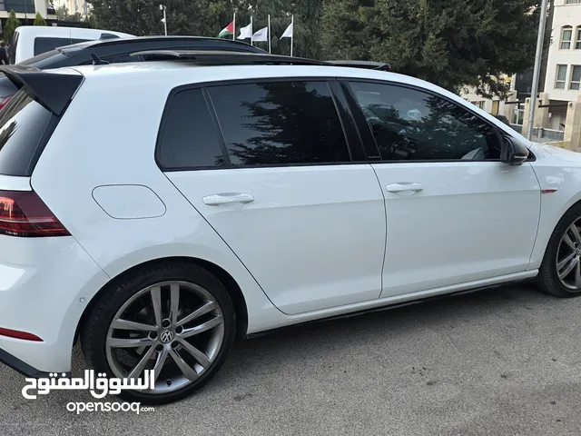 Golf R Line (MK 7.5) موديل 2019 محرك 1500