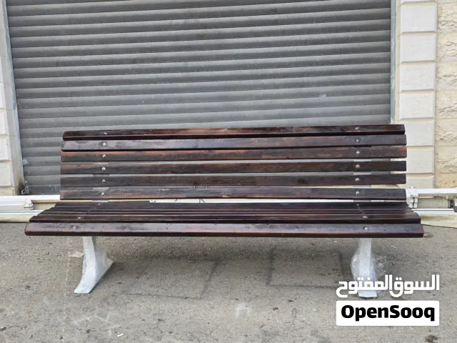 اثاث بحالة الجديد