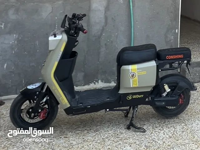 دراجه شحن R7 نظيفه خمس بطاريات السعر 325 بيها مجال كلش قليل