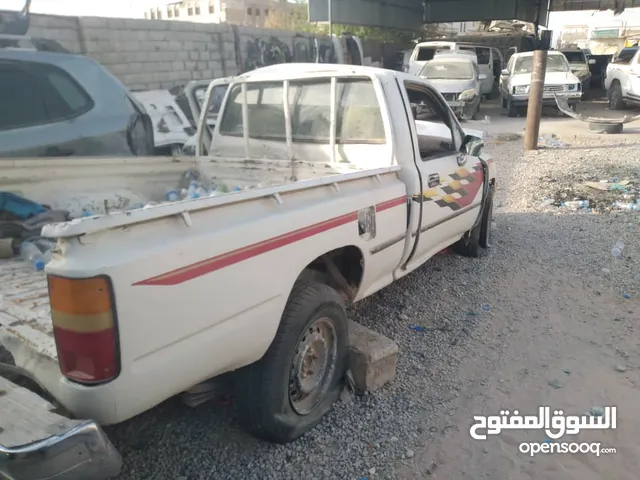 تويوتا هايلوكس غماره 1993 للبيع تشليح