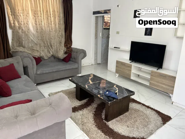 استديوهات وشقق للإيجار