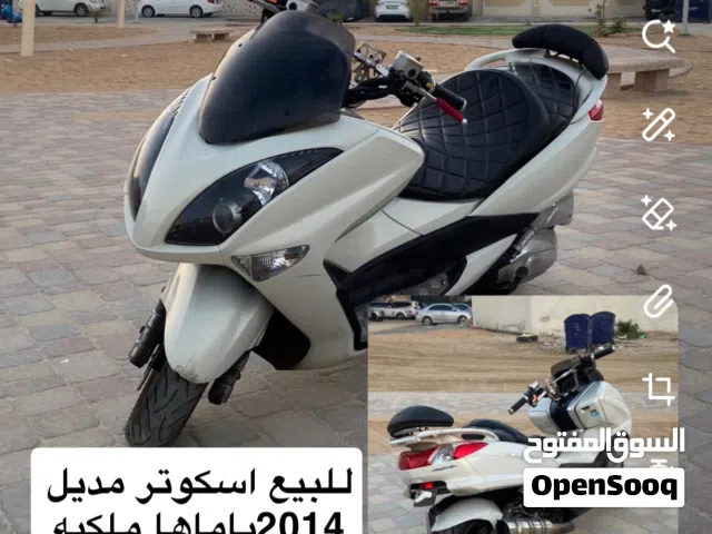 للبيع دراجة ياماها ماجستي250cc