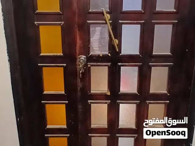 باب رائيسي فاصل بدون بالقفص