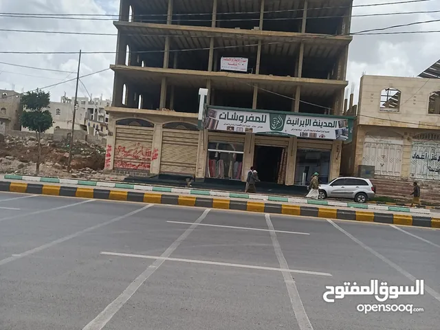 Unfurnished Showrooms in Amran Other