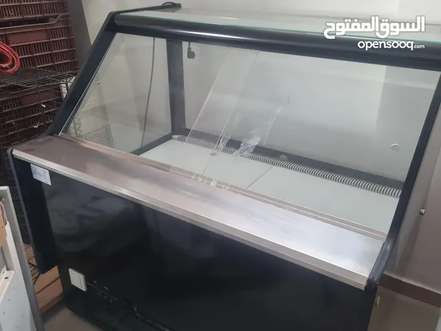 ثلاجة عرض 140 سم شبه جديد