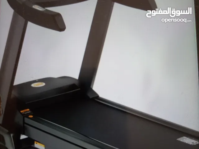 جهاز ركض منزلي مستعمل تقريبا بحالة الجديد ( تريد ميل) للبيع بسعر 200 دينار