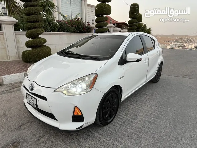 Used Toyota Prius in Amman