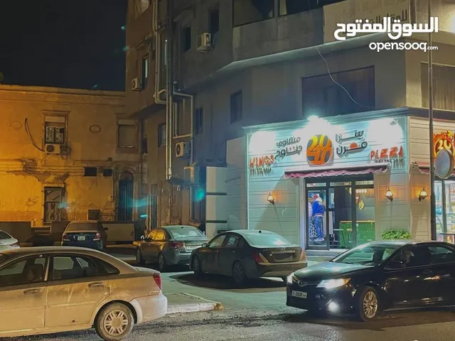 مبني تجاري للبيع مقابل جزيرة الجرات قبل ميدان الشهداء