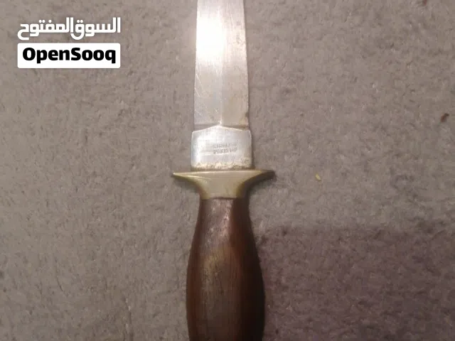 خنجر باكستاني اصلي نادر عمره بالتقريب من 50 ل 75 سنة مقبض متحزم نحاس اصلي فالمقبض خشب قرن عظام