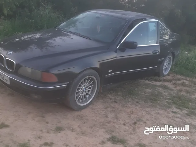 BMW 5 Series 540 in Tripoli