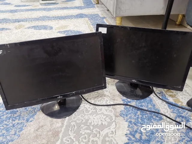 شاشتين Fujitsu