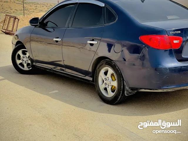 Hyundai Elantra GL in Gharyan