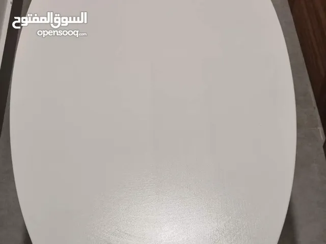 IKEA WHITE COFFEE TABLE OVAL