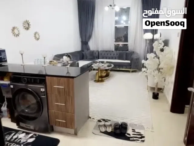 للاجار المفروش ابراج الستي تور عجمان غرفة وصالة 2 حمام اطلالة مفتوحة فرش فندقي