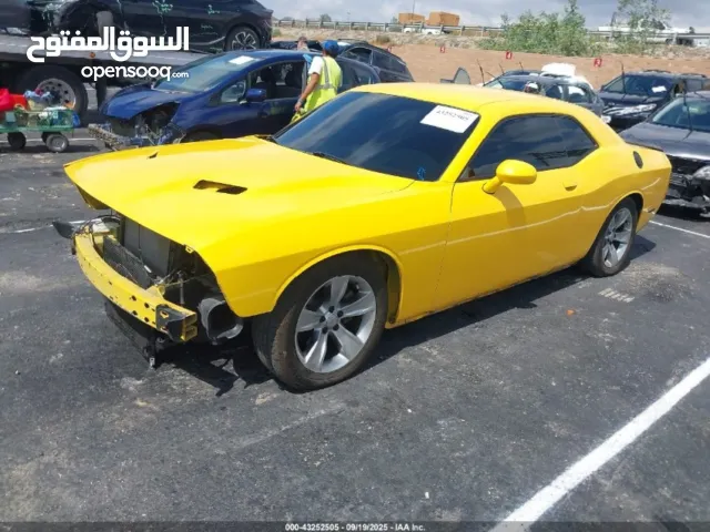 Dodge Challenger Model 2017 GT Option Color yellow Interior Black Have same parts