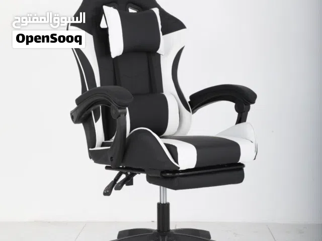 طاولة وكرسي قيمنق