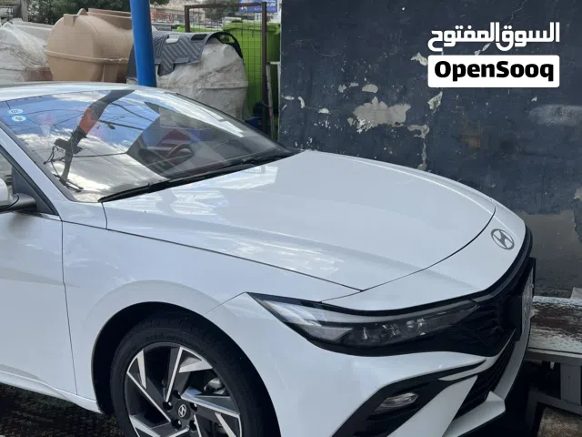 2024 هيونداي النترا Limited
