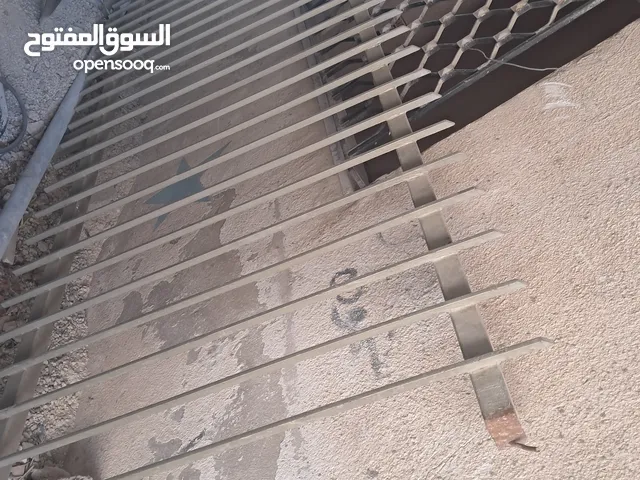 حماية حديد ثقيلة جدآ