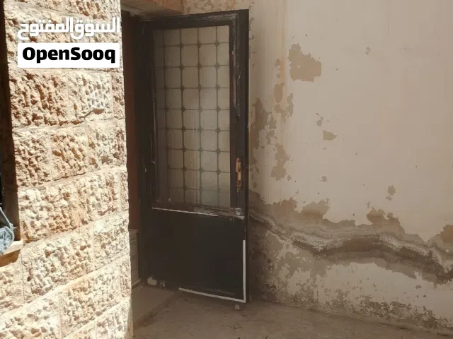 86 m2 4 Bedrooms Apartments for Sale in Amman Daheit Al Ameer Hasan
