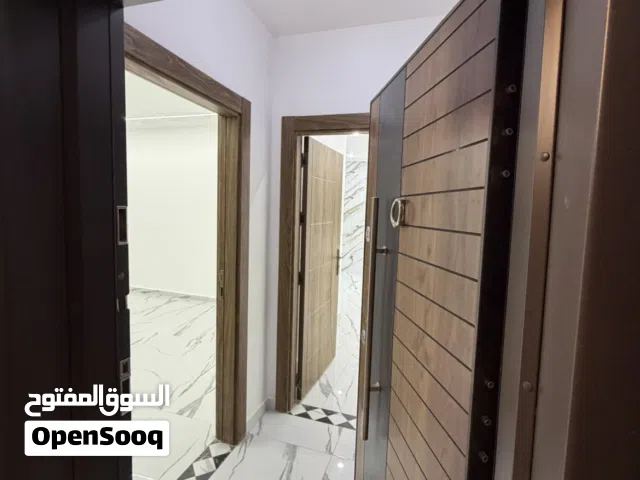 130 m2 3 Bedrooms Apartments for Sale in Amman Daheit Al Ameer Hasan
