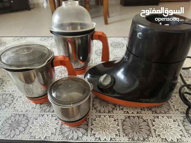 Pigeon 750 W mixer grinder