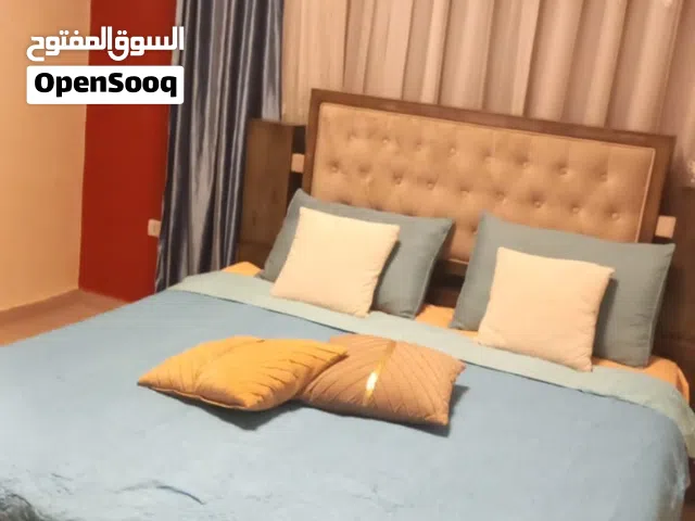 إذا نويت تشتري من عيوني براعيك بس شوفها منيح قبل لا ترن