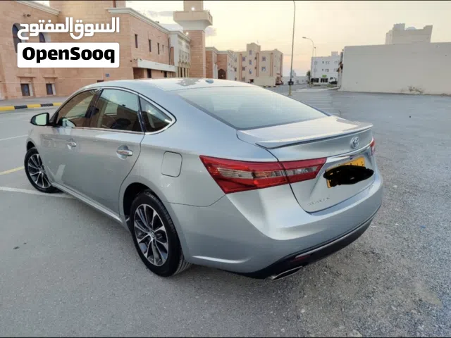 2017 تويوتا افالون XLE