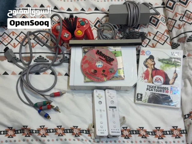 Wii for sale (all accessories included)