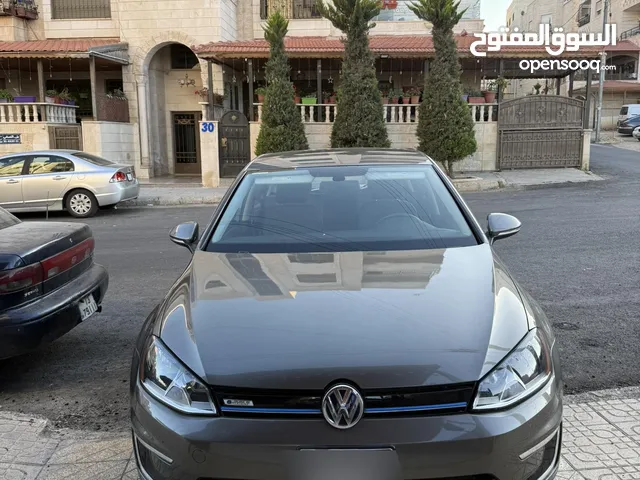 اي جولف 2016 se مدخلين 4 جيد