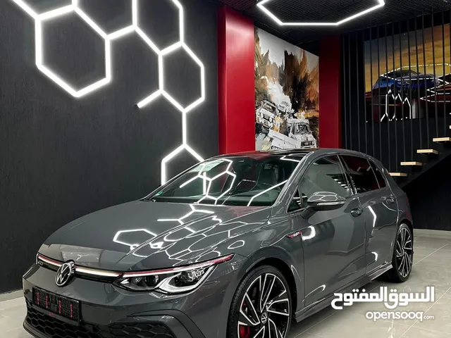 Gti mk8 - لون مميز - فل اضافات - عداد 30 الف - بحال الوكالة ولا غرام دهان