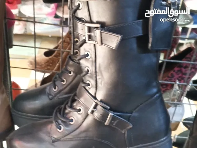 47 Sport Shoes in Amman