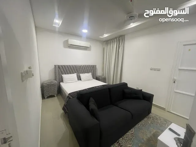 120 m2 More than 6 bedrooms Apartments for Rent in Muscat Al Maabilah