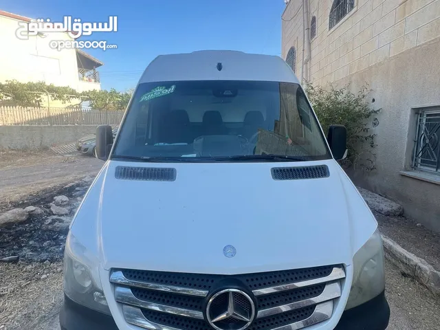 باص مرسيدس بنز 516