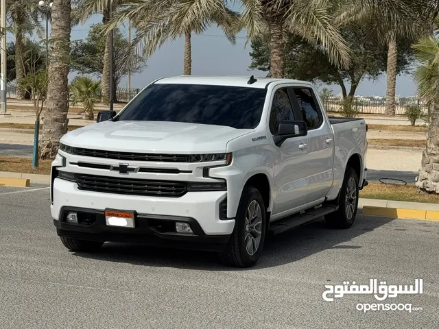 For Sale: 2019 Chevrolet Silverado RST (White)