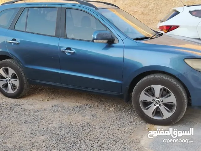 Used Hyundai Santa Fe in Muscat