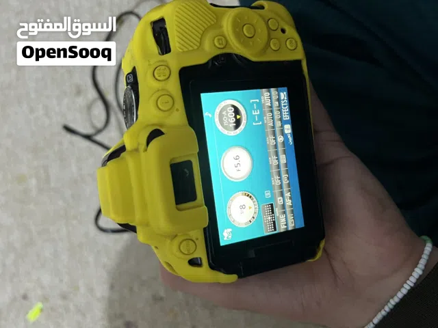كامره نيكون 5300 نضافه 90 بالميه