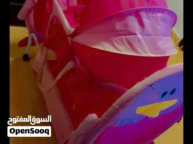 سرير مع هديه حماله